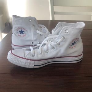 LIKE NEW White Hightop Converse